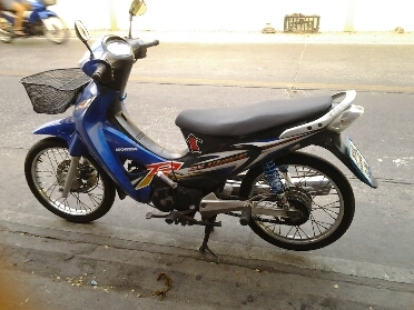 เวฟ125ปี2547