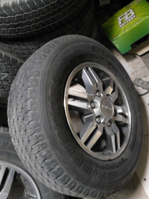 ขายแม๊ก ขอบ 16 ขนาด 6 รู ของ อีซูซุ ขอบ16 โทร.081-427-3941 ขายแม๊ก ขอบ 16 ขนาด 6 รู ของ อีซูซุ ขอบ16 โทร.081-427-3941