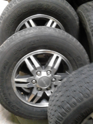 ขายแม๊ก ขอบ 16 ขนาด 6 รู ของ อีซูซุ ขอบ16 โทร.081-427-3941 ขายแม๊ก ขอบ 16 ขนาด 6 รู ของ อีซูซุ ขอบ16 โทร.081-427-3941