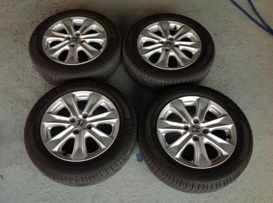 ขายล้อ Jazz Hybrid สภาพป้ายแดง 15" 4รู100 พร้อมยาง ชุดละ 7,500.-