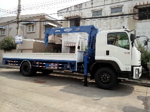 รถเฮี๊ยบรับจ้าง