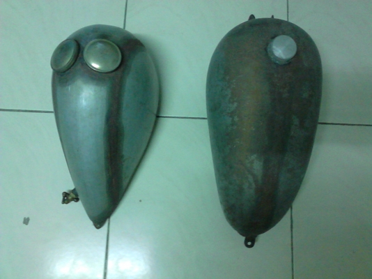 ขายถังน้ำมันเเต่ง2ใบ