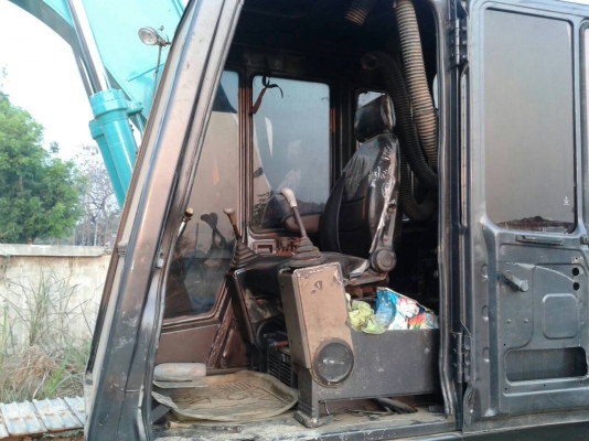 ขาย แมคโคร ยี่ห้อ kobelco sk045 N2 สภาพสวย ขาย แมคโคร ยี่ห้อ kobelco sk045 N2 สภาพสวย