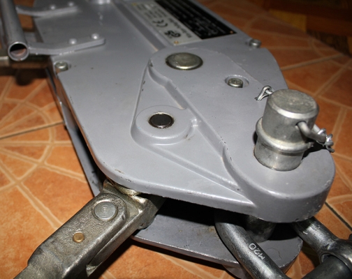 ขายรอกสลิงปลาดึงเครื่องจักรฯลฯ ตัวถังอลูมิเนียม ใช้ครั้งเดียวใหม่มาก พร้อมชุดสลิง20เมตร พร้อมใช้งาน 3.2T