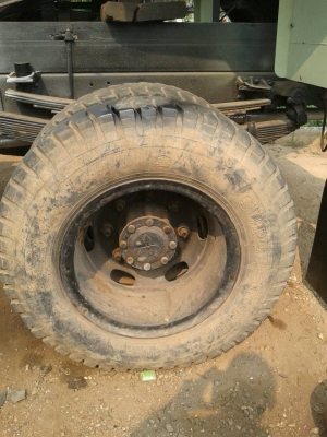 ขายหกล้อหน้ายาว ยี่ห้อ ISUZU