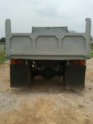 ขายหกล้อหน้ายาว ยี่ห้อ ISUZU