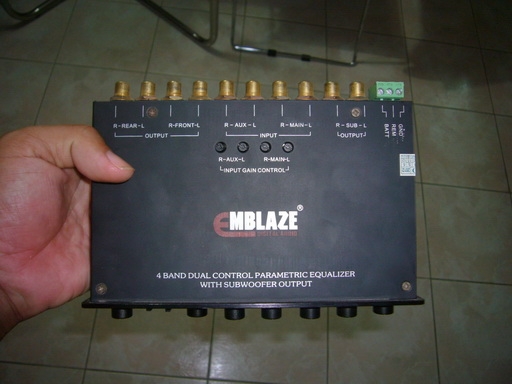 ขายปรี Emblaze EQ-444 มีครอสปรับข้างหน้า