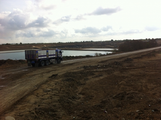 ต้องการรถสิบล้อเดี่ยว วิ่งงานดินเที่ยวละ 550 บาท ไป-กลับ 12 กม ที่บางปู