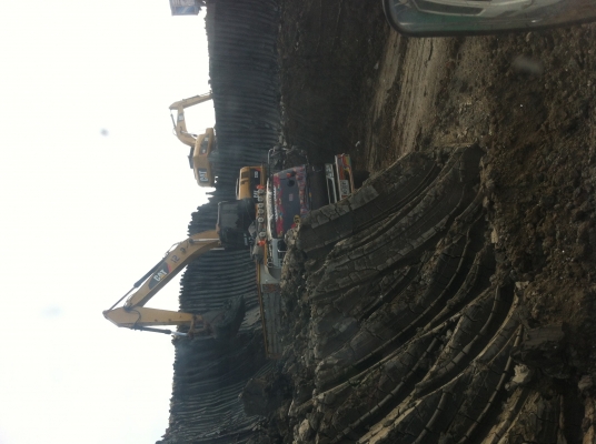 ต้องการรถสิบล้อเดี่ยว วิ่งงานดินเที่ยวละ 550 บาท ไป-กลับ 12 กม ที่บางปู