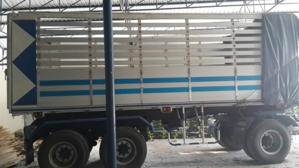 ขายรถพ่วง 22 ล้อ 2 เพลา กระบะเนียมคอกเกษตรดั้ม HINO FM3H วางเครื่อง.P11C-320 เกียร์คูลเลอร์ ลูกเพิ้งต่อใหม่ สนใจจองด่วน