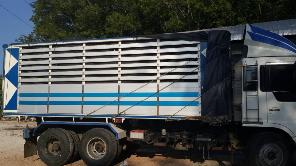 ขายรถพ่วง 22 ล้อ 2 เพลา กระบะเนียมคอกเกษตรดั้ม HINO FM3H วางเครื่อง.P11C-320 เกียร์คูลเลอร์ ลูกเพิ้งต่อใหม่ สนใจจองด่วน