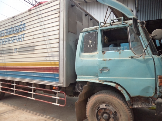 ขาย495000บาท รถฮีโน่FD156B6ล้อตู้แห้ง เครื่อง220แรง ยาว7.20 ขาย495000บาท รถฮีโน่FD156B6ล้อตู้แห้ง เครื่อง220แรง ยาว7.20