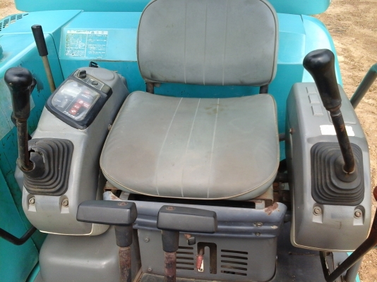 ขายรถขุด KOMATSU PC-25-1ขนาดเทียบเท่าPC-30รุ่น8 ขายรถขุด KOMATSU PC-25-1ขนาดเทียบเท่าPC-30รุ่น8