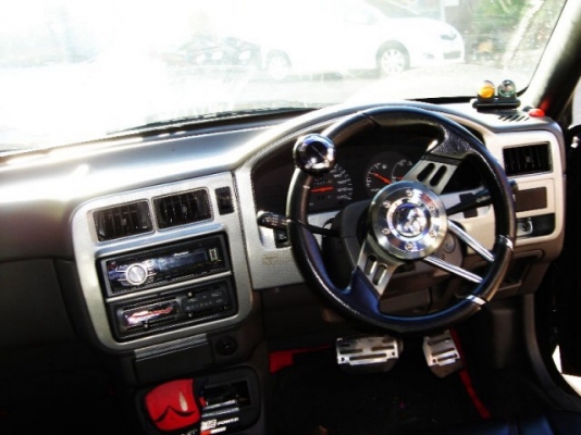 ขายรถ nissan nv queen cab auto เครื่องหัวฉีดพวงมาลัยเพาเวอร์