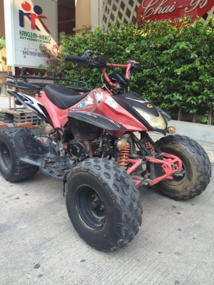 ATV บอดี้ใหญ่ซ้อนสองได้ เกียออโต้ ขนาดเมื่อเทียบกับklx250 ATV บอดี้ใหญ่ซ้อนสองได้ เกียออโต้ ขนาดเมื่อเทียบกับklx250