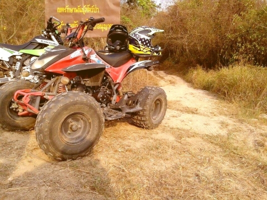 ATV บอดี้ใหญ่ซ้อนสองได้ เกียออโต้ ขนาดเมื่อเทียบกับklx250 ATV บอดี้ใหญ่ซ้อนสองได้ เกียออโต้ ขนาดเมื่อเทียบกับklx250