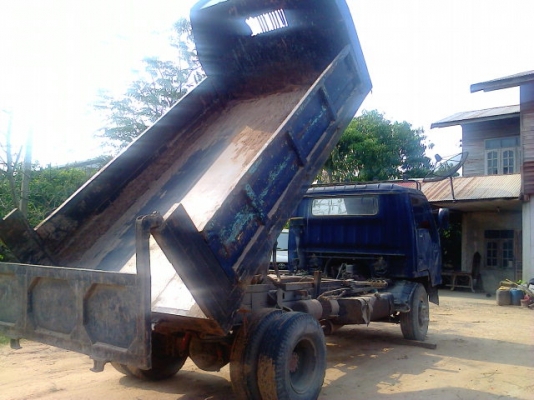 หกล้อดั้ม มิตซู115แรง ห้างแท้ กะบะดั้มสามมิต เกียร์ใหญ่ Fหน้าFหลัง แอร์เย็น รถใช้งานทุกวัน ขายตามสภาพ ราคา330,000บาทครับ หกล้อดั้ม มิตซู115แรง ห้างแท้ กะบะดั้มสามมิต เกียร์ใหญ่ Fหน้าFหลัง แอร์เย็น รถใช้งานทุกวัน ขายตามสภาพ ราคา330,000บาทครับ