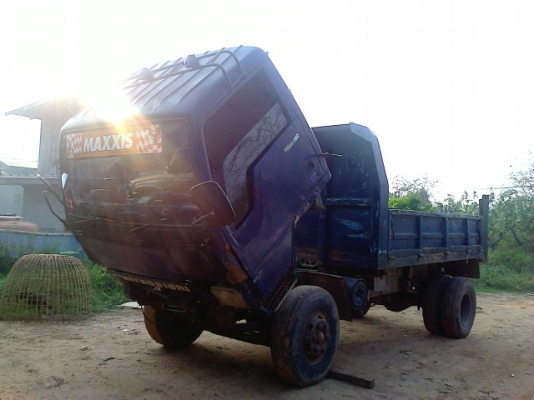 หกล้อดั้ม มิตซู115แรง ห้างแท้ กะบะดั้มสามมิต เกียร์ใหญ่ Fหน้าFหลัง แอร์เย็น รถใช้งานทุกวัน ขายตามสภาพ ราคา330,000บาทครับ หกล้อดั้ม มิตซู115แรง ห้างแท้ กะบะดั้มสามมิต เกียร์ใหญ่ Fหน้าFหลัง แอร์เย็น รถใช้งานทุกวัน ขายตามสภาพ ราคา330,000บาทครับ