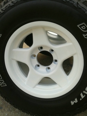 ขาย ยาง All 265สวยๆพร้อมล้องามๆครับ