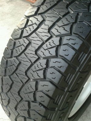 ขาย ยาง All 265สวยๆพร้อมล้องามๆครับ