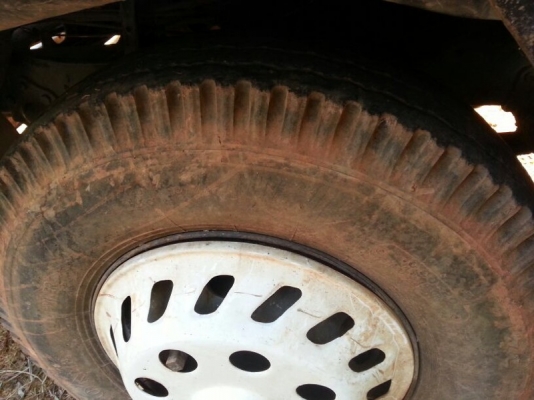 รถฮีโน่ 10 ล้อดั้ม KT920 175 แรงม้า. สนใจติดต่อ  081 - 6079515