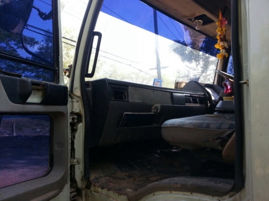 รถฮีโน่ 10 ล้อดั้ม KT920 175 แรงม้า. สนใจติดต่อ  081 - 6079515