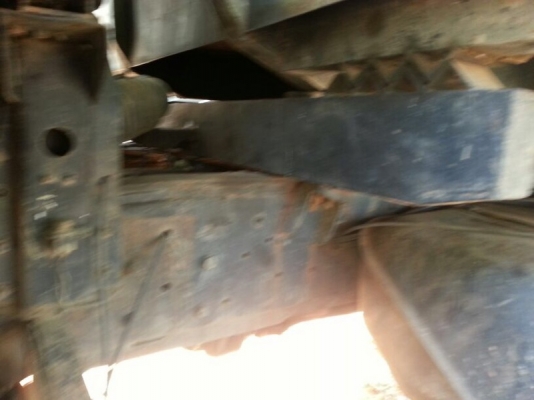 รถฮีโน่ 10 ล้อดั้ม KT920 175 แรงม้า. สนใจติดต่อ  081 - 6079515