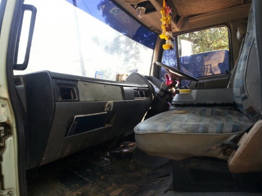 รถฮีโน่ 10 ล้อดั้ม KT920 175 แรงม้า. สนใจติดต่อ  081 - 6079515