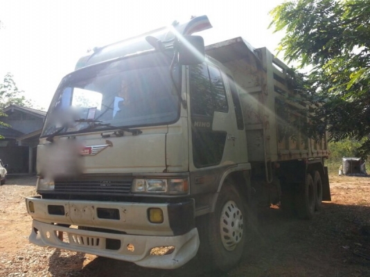 รถฮีโน่ 10 ล้อดั้ม KT920 175 แรงม้า. สนใจติดต่อ  081 - 6079515