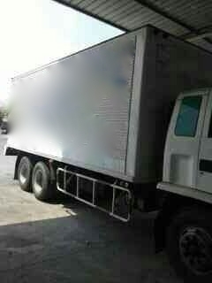 รถอีซูซุ 10 ล้อ ตู้แห้ง 175 แรงม้า. สนใจติดต่อ 081 - 6079515 รถอีซูซุ 10 ล้อ ตู้แห้ง 175 แรงม้า. สนใจติดต่อ 081 - 6079515