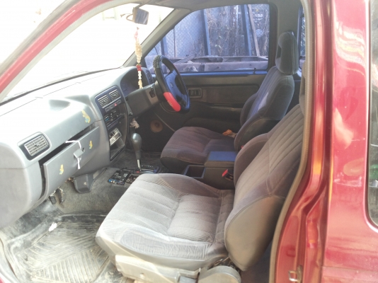 Nissan Big M รถปี 98 เครื่อง โตโยต้าแคมรี่