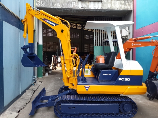 ขาย รถขุด KOMATSU รุ่น PC30-3-แทร็กเหล็ก มือสองญี่ปุ่น ขาย รถขุด KOMATSU รุ่น PC30-3-แทร็กเหล็ก มือสองญี่ปุ่น