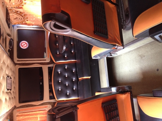 ขายรถบัส 8 ล้อ ช่วงล่าง HINO