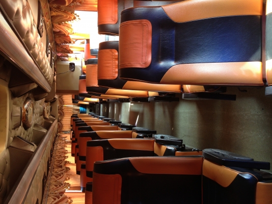 ขายรถบัส 8 ล้อ ช่วงล่าง HINO