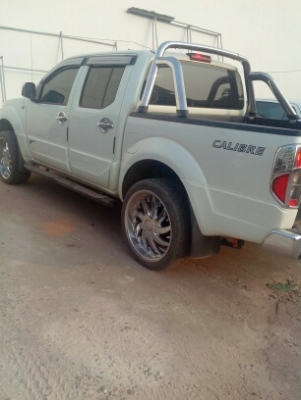 NISSAN NAVARA 2.5 AUTO 4X4 ปี53 วิ่งน้อย7หมื่นก่าโล เบาะหนัง รุ่นทอปสุด รถมือเดียว สีเดิมบา ราคานี้ยางเดิมนะครับ