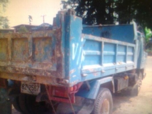 หกล้อดั้ม อีซูซู NPR115แรง สั่งลุยแท้ ราคา550,000บ.ทะเบียนชุดโอนพร้อม