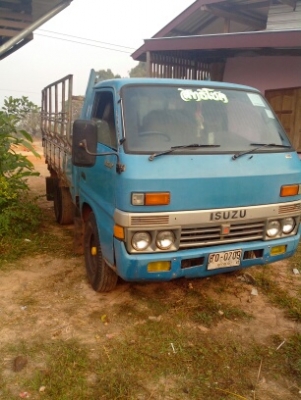 ISUZU ELF88 สี่ล้อ ทะเบียนขาดหลายปี ชุกโอนพร้อม ISUZU ELF88 สี่ล้อ ทะเบียนขาดหลายปี ชุกโอนพร้อม