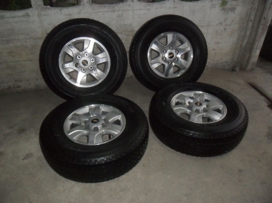 ล้อแม็ก เชฟ 16นิ้ว 6รู ยาง 265/70R16 ปี11 สวยๆ 4 ล้อ ราคา 6900 บาท