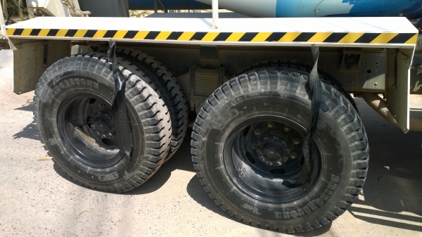 ขายดาวน์...สิบล้อโม่ปูน 360 แรง (ขายเฉพาะหัว-คัสซี) รถวิ่งแค่ 1 หมื่นกว่ากม. ใหม่ป้ายแดง