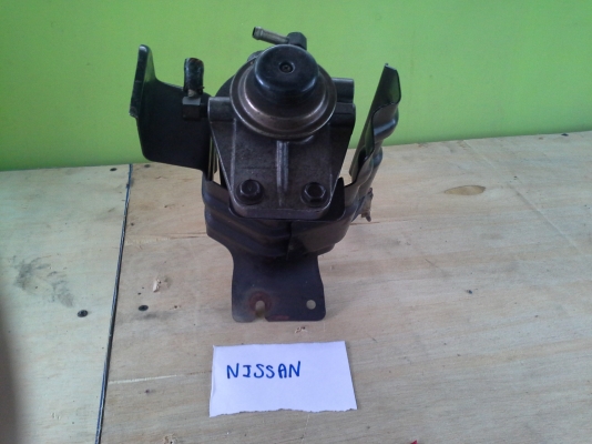 ขายปั้มแย๊กกรองดีเซล NISSAN