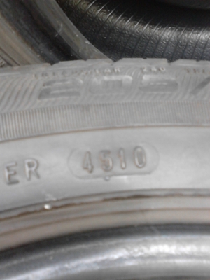 GOODYEAR EAGLE NCT 5 มีชุด 4 เส้น ดอกยางหนา สวยเสมอกัน ทั้เง 4 เส้น  TEL.081-427-3941