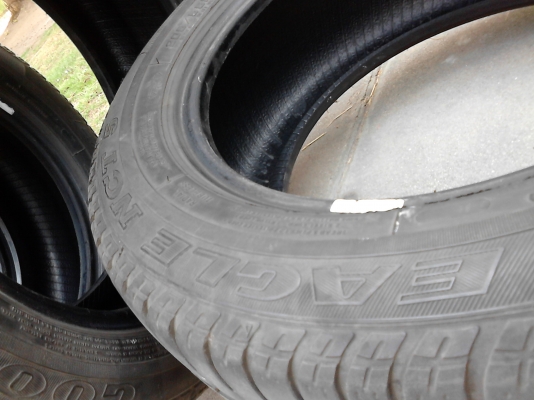 GOODYEAR EAGLE NCT 5 มีชุด 4 เส้น ดอกยางหนา สวยเสมอกัน ทั้เง 4 เส้น  TEL.081-427-3941