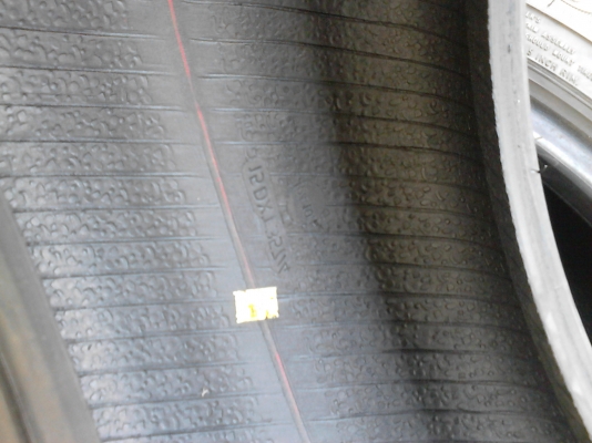 GOODYEAR EAGLE NCT 5 มีชุด 4 เส้น ดอกยางหนา สวยเสมอกัน ทั้เง 4 เส้น  TEL.081-427-3941