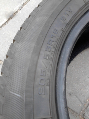 GOODYEAR EAGLE NCT 5 มีชุด 4 เส้น ดอกยางหนา สวยเสมอกัน ทั้เง 4 เส้น  TEL.081-427-3941