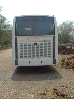 ต้องการขายรถมินิบัส  ยาว7 เมตร  คัชชีซีต้า  เครื่อง4BE1