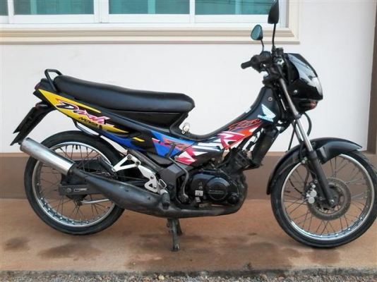 ขายโนวาอาร์แดชทะเบียนพร้อมโอนรถปี 36 ทะเบียนพึ่งขาดต่อรถเดิมมือเดียวออกร้านเจ้าของรักษาดี ขาย 7900 บาท