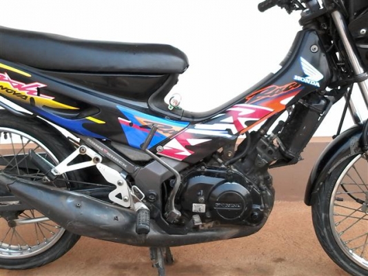 ขายโนวาอาร์แดชทะเบียนพร้อมโอนรถปี 36 ทะเบียนพึ่งขาดต่อรถเดิมมือเดียวออกร้านเจ้าของรักษาดี ขาย 7900 บาท