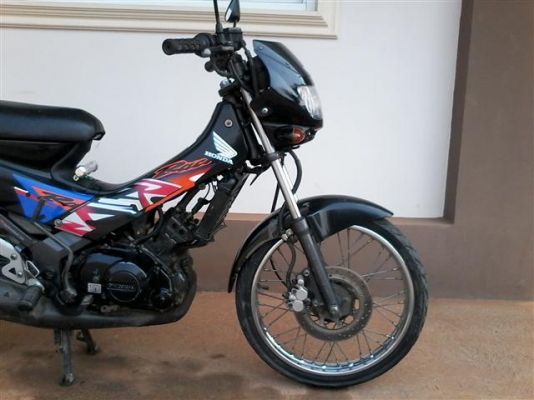 ขายโนวาอาร์แดชทะเบียนพร้อมโอนรถปี 36 ทะเบียนพึ่งขาดต่อรถเดิมมือเดียวออกร้านเจ้าของรักษาดี ขาย 7900 บาท