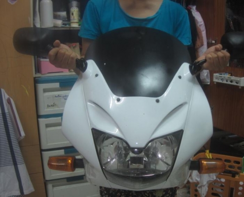 ขายชุดหน้ากากแท้ hornet 600s พร้อมไฟ,ไมล์พร้อมขายึด ครบครับ