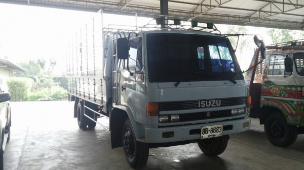 ขาย isuzu 175 Rockเล็ก กระบะมีคอก พื้นเรียบ โทร 081-8507085 (เอ)